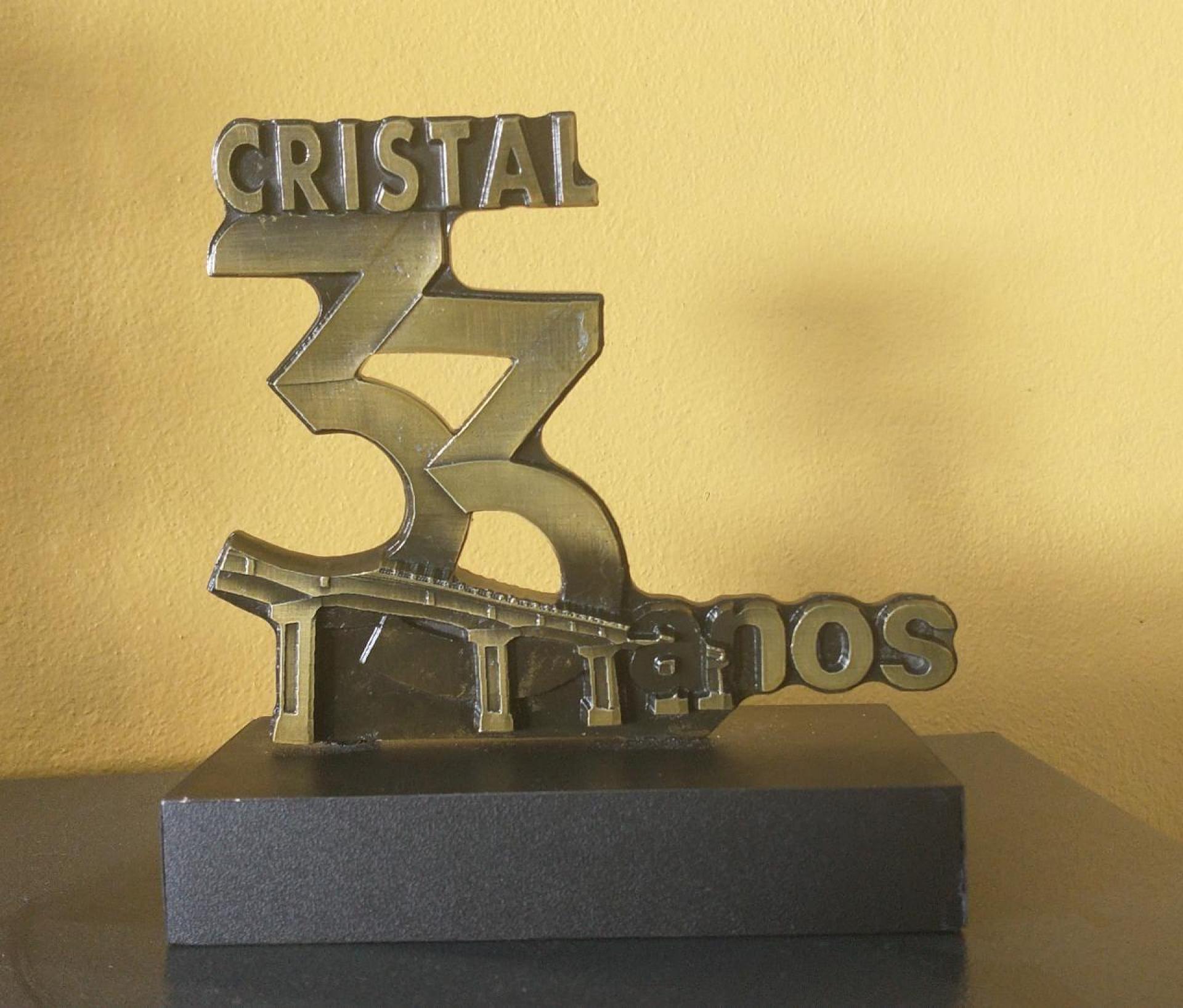 CRISTAL - ANIVERSÁRIO DE 33 ANOS